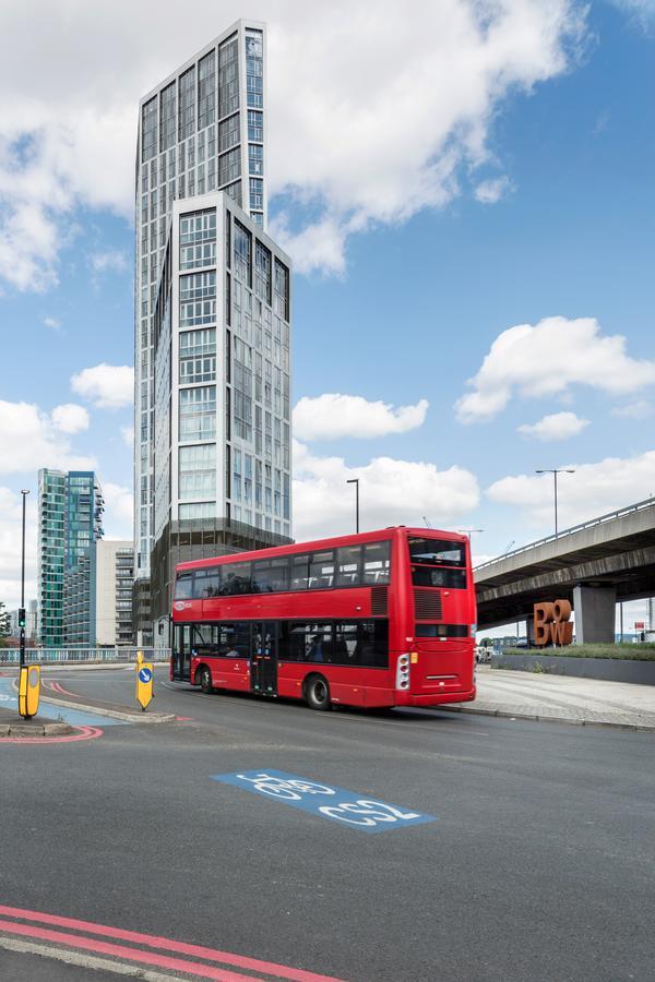 Luxury Stratford Apartment London Eksteriør billede