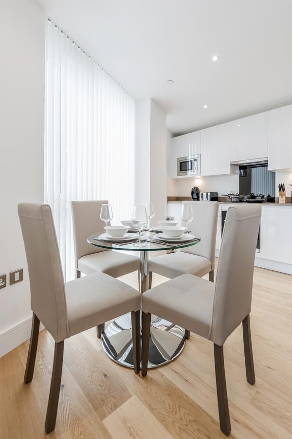 Luxury Stratford Apartment London Eksteriør billede