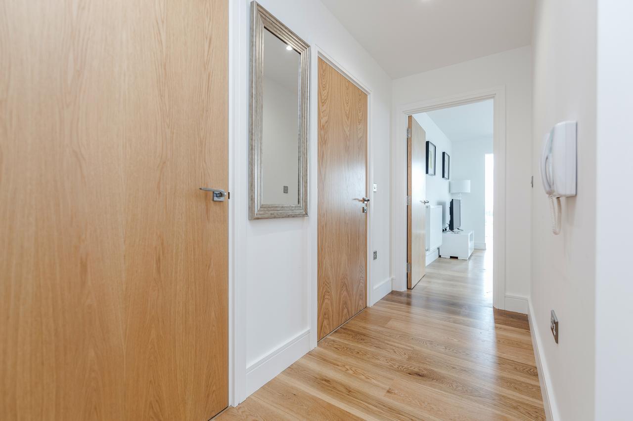 Luxury Stratford Apartment London Eksteriør billede