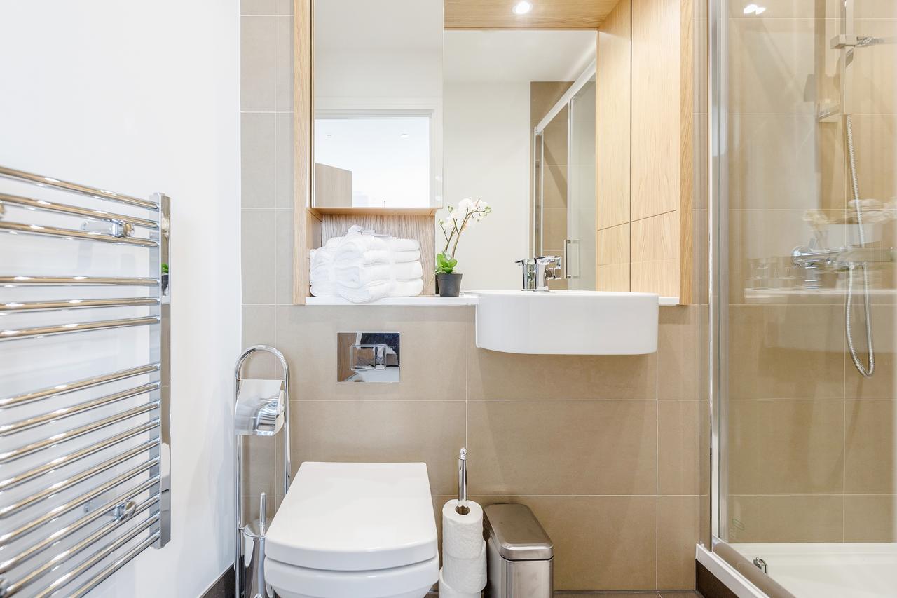 Luxury Stratford Apartment London Eksteriør billede